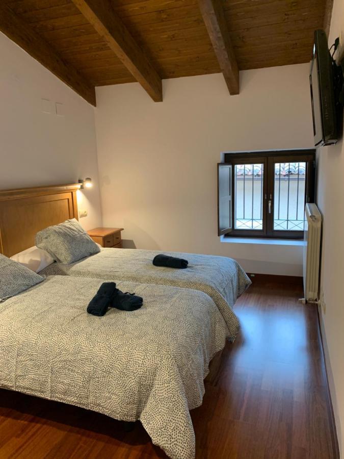 Apartament Atico Jaca Centro Zewnętrze zdjęcie